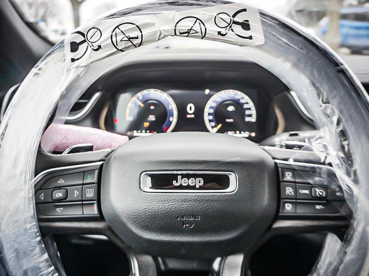 2025 Jeep Grand Cherokee  Photo