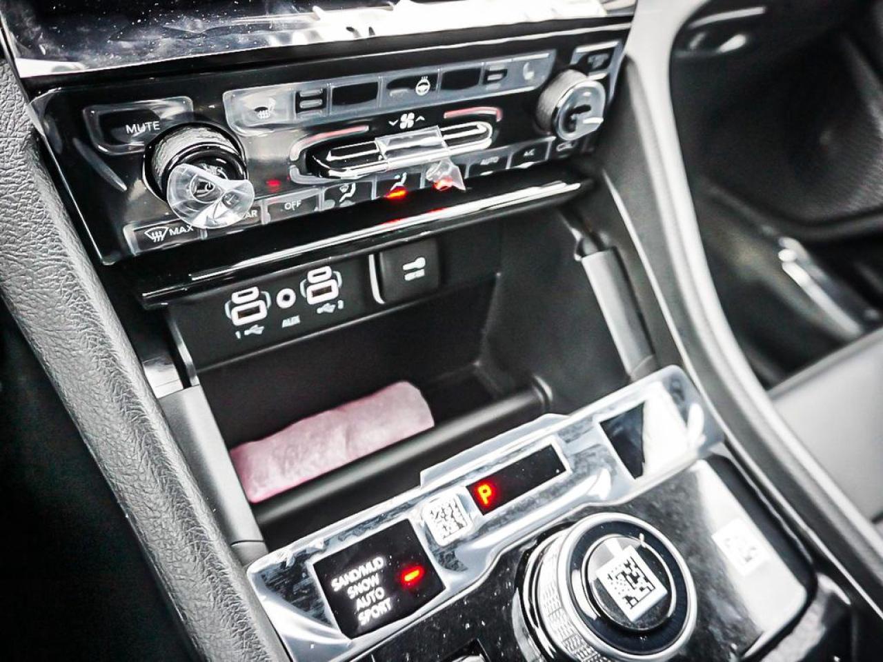 2025 Jeep Grand Cherokee  Photo