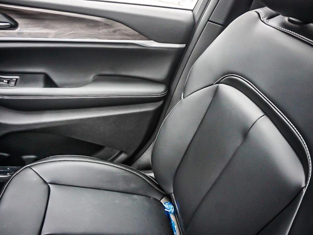 2025 Jeep Grand Cherokee  Photo