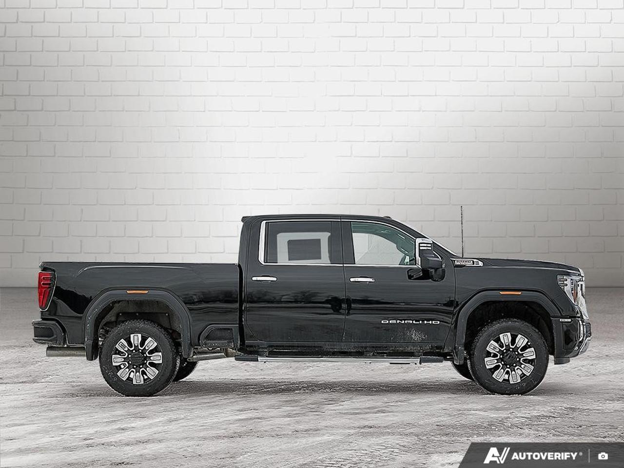 2026 GMC SIERRA 2500HD Crew Cab Standard Box 4-Wheel Drive Denali Photo