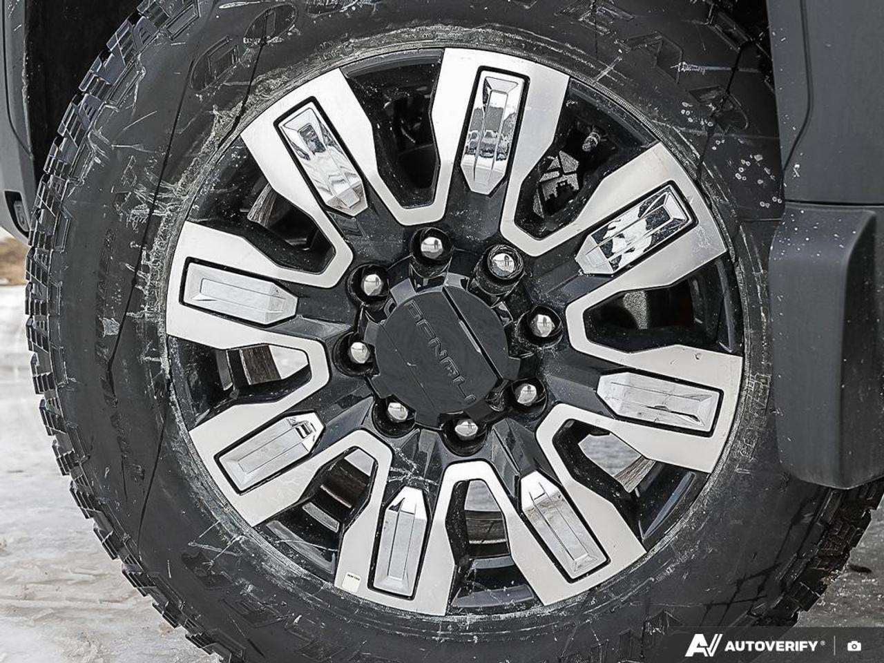 2026 GMC SIERRA 2500HD Crew Cab Standard Box 4-Wheel Drive Denali Photo