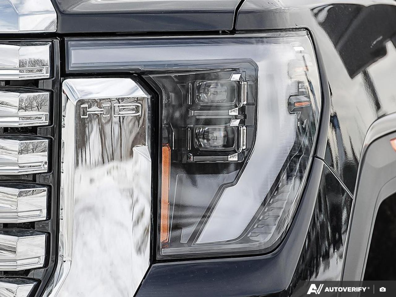 2026 GMC SIERRA 2500HD Crew Cab Standard Box 4-Wheel Drive Denali Photo