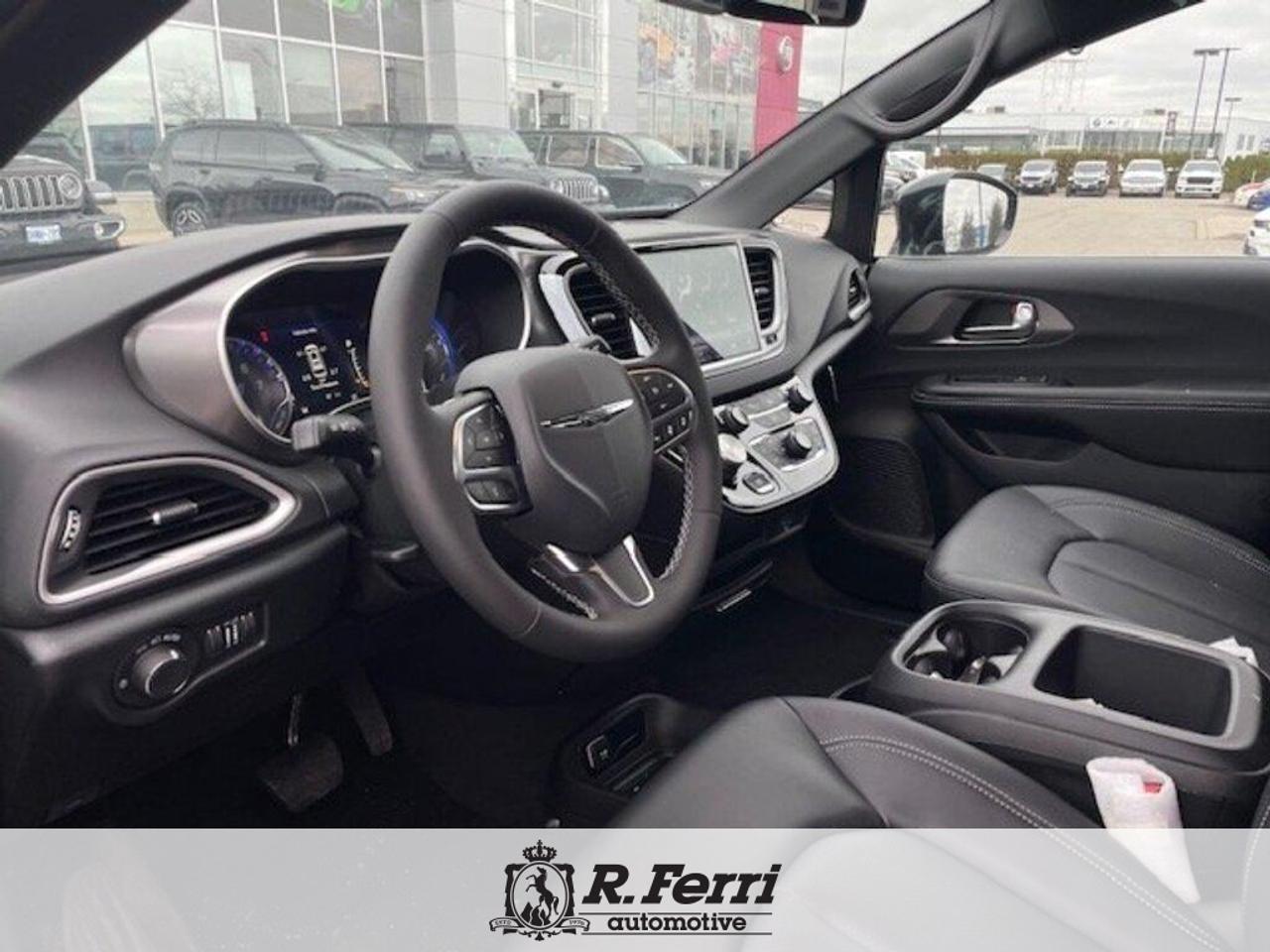 2026 Chrysler Grand Caravan SXT Front-Wheel Drive Passenger Van Photo