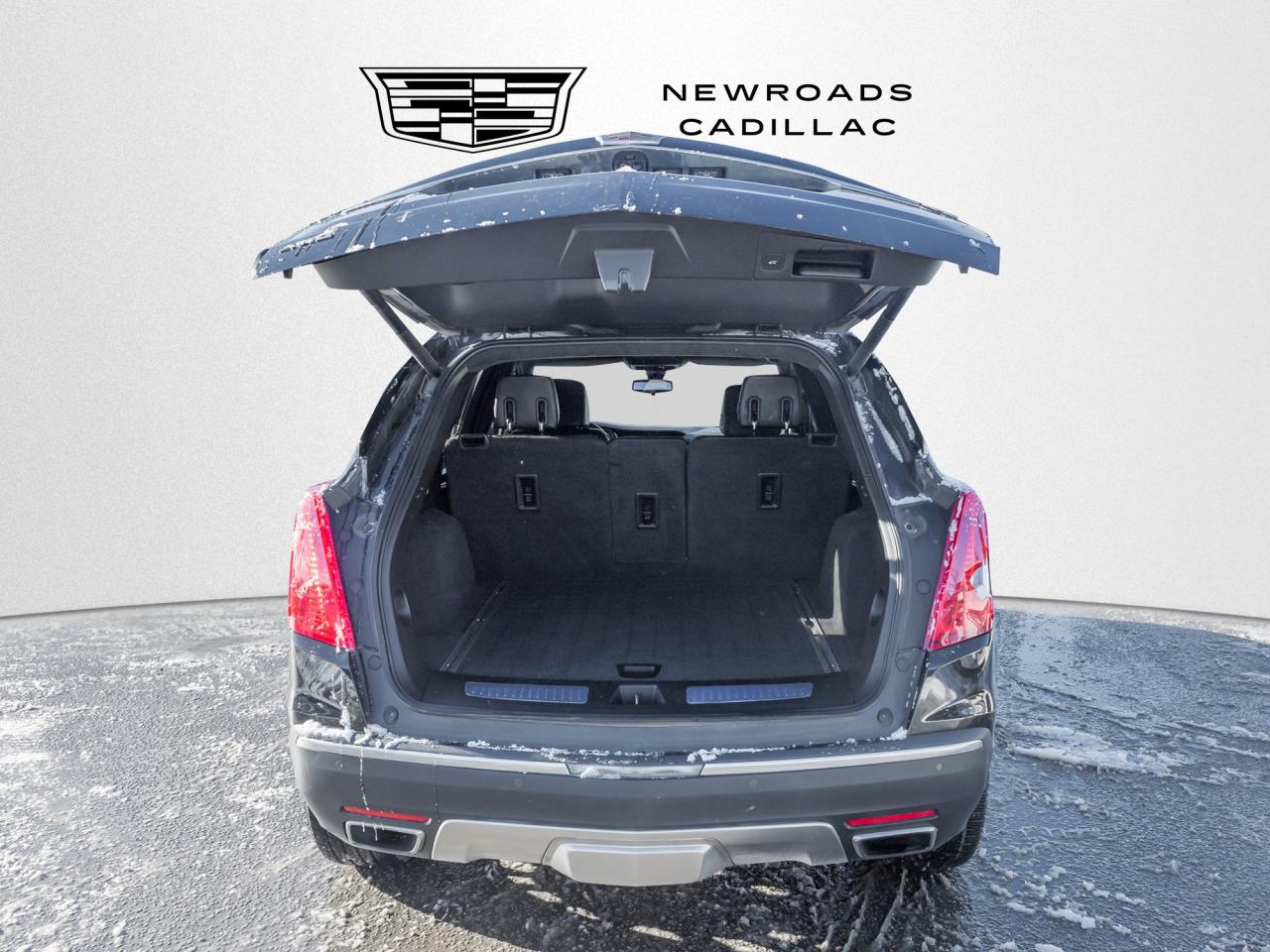 2017 Cadillac XT5 Platinum 4dr All-Wheel Drive Photo