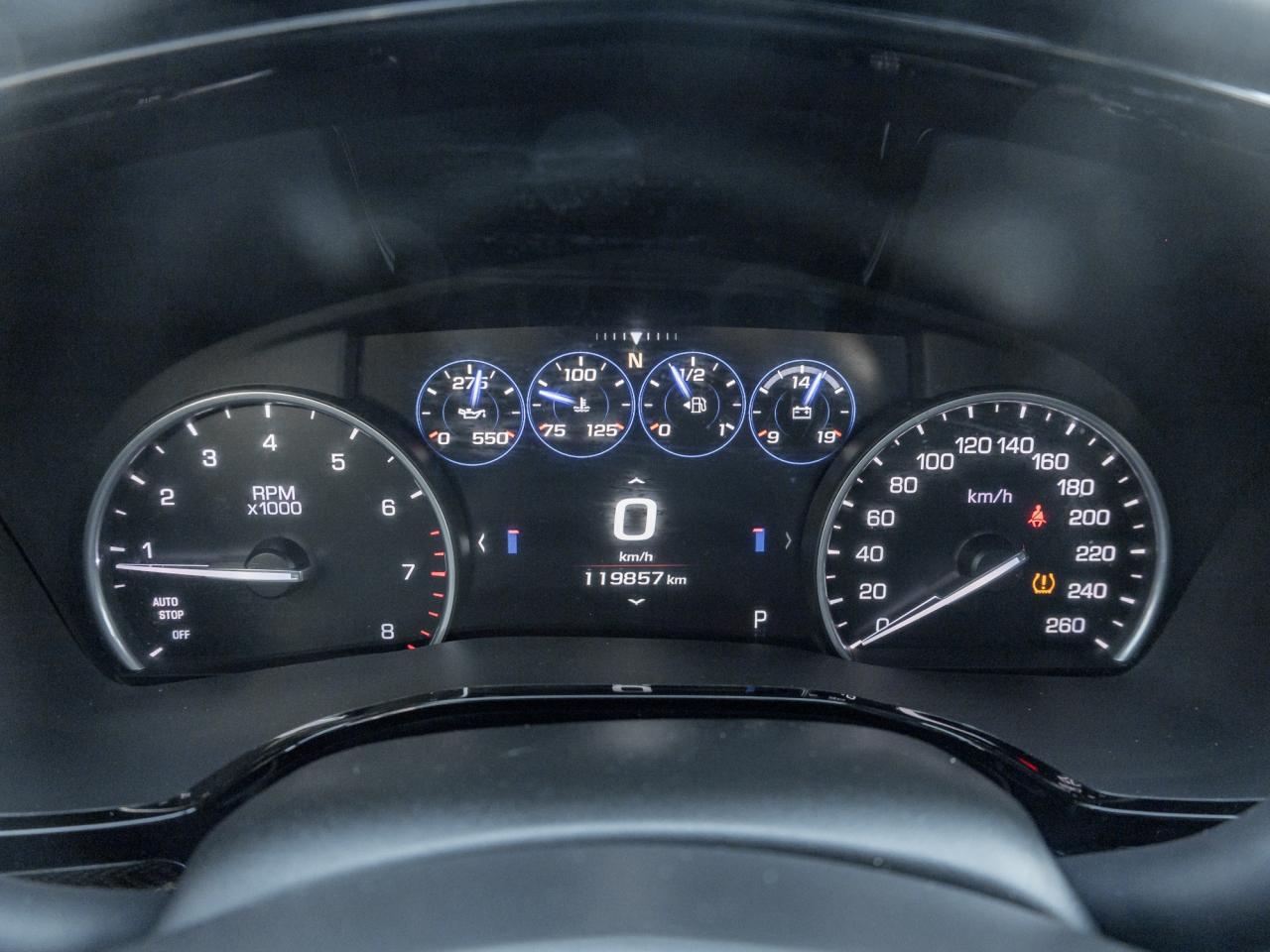 2017 Cadillac XT5 Platinum 4dr All-Wheel Drive Photo