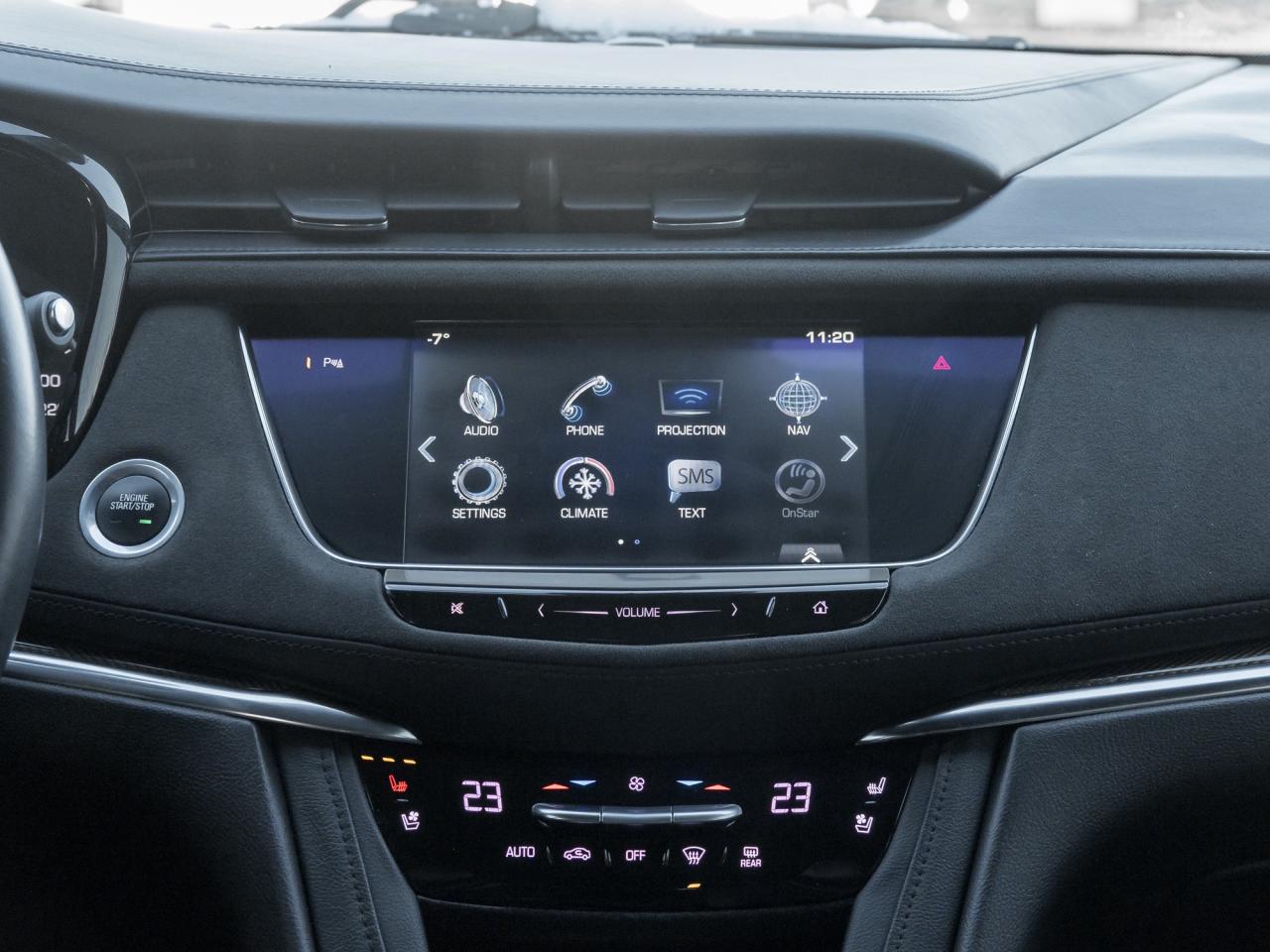 2017 Cadillac XT5 Platinum 4dr All-Wheel Drive Photo