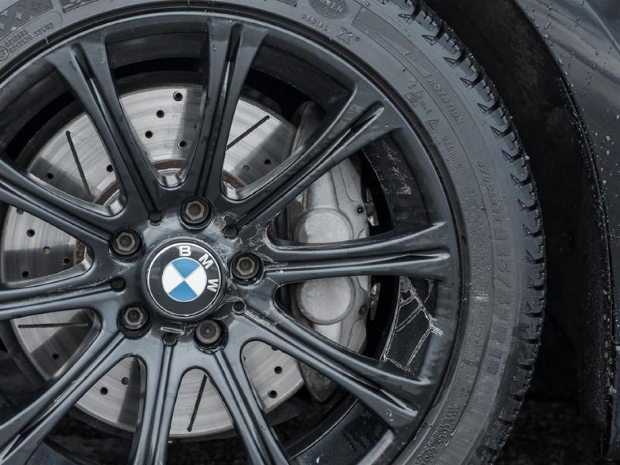 2018 BMW 330 i xDrive 4dr All-Wheel Drive Sedan Photo