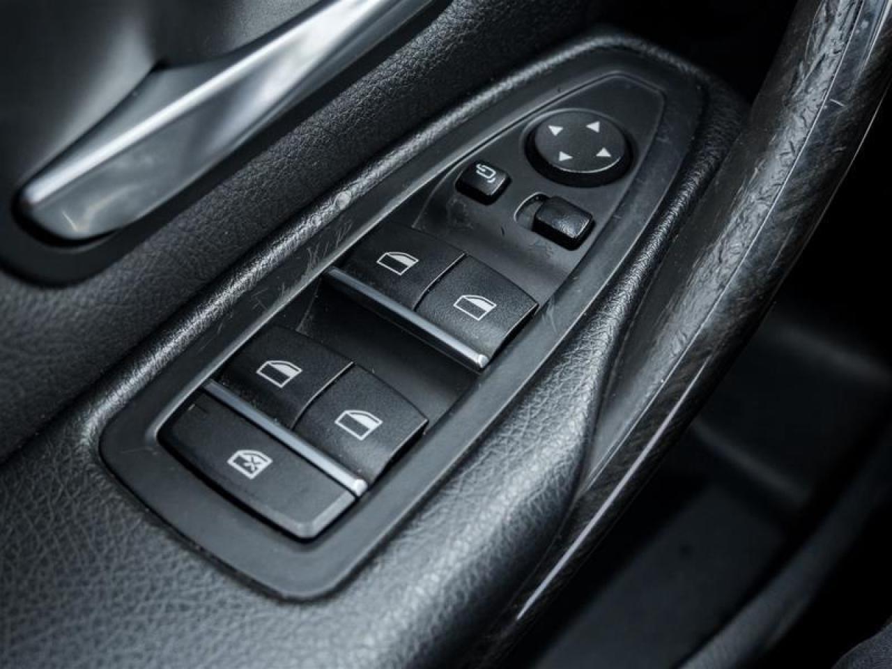 2018 BMW 330 i xDrive 4dr All-Wheel Drive Sedan Photo