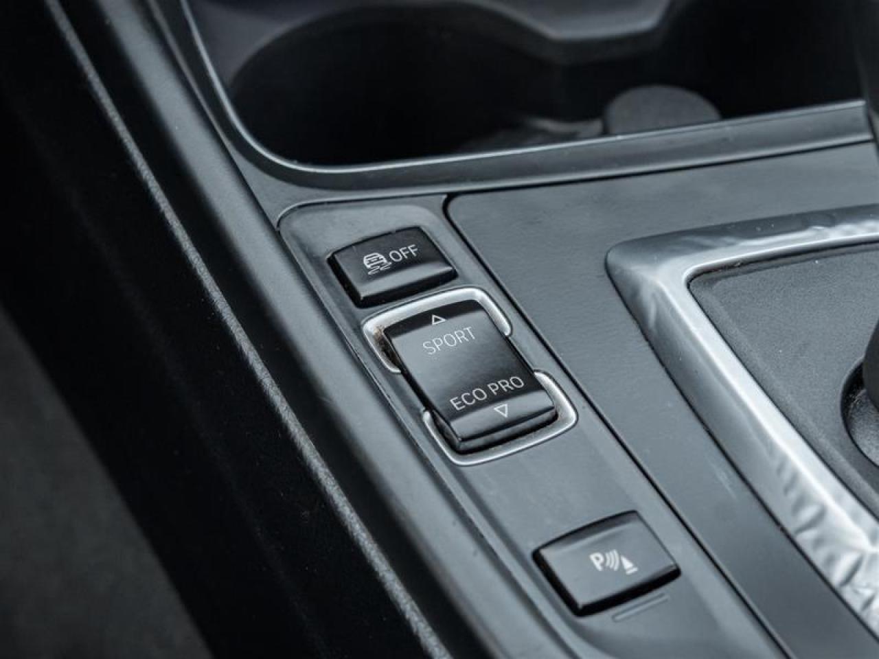 2018 BMW 330 i xDrive 4dr All-Wheel Drive Sedan Photo