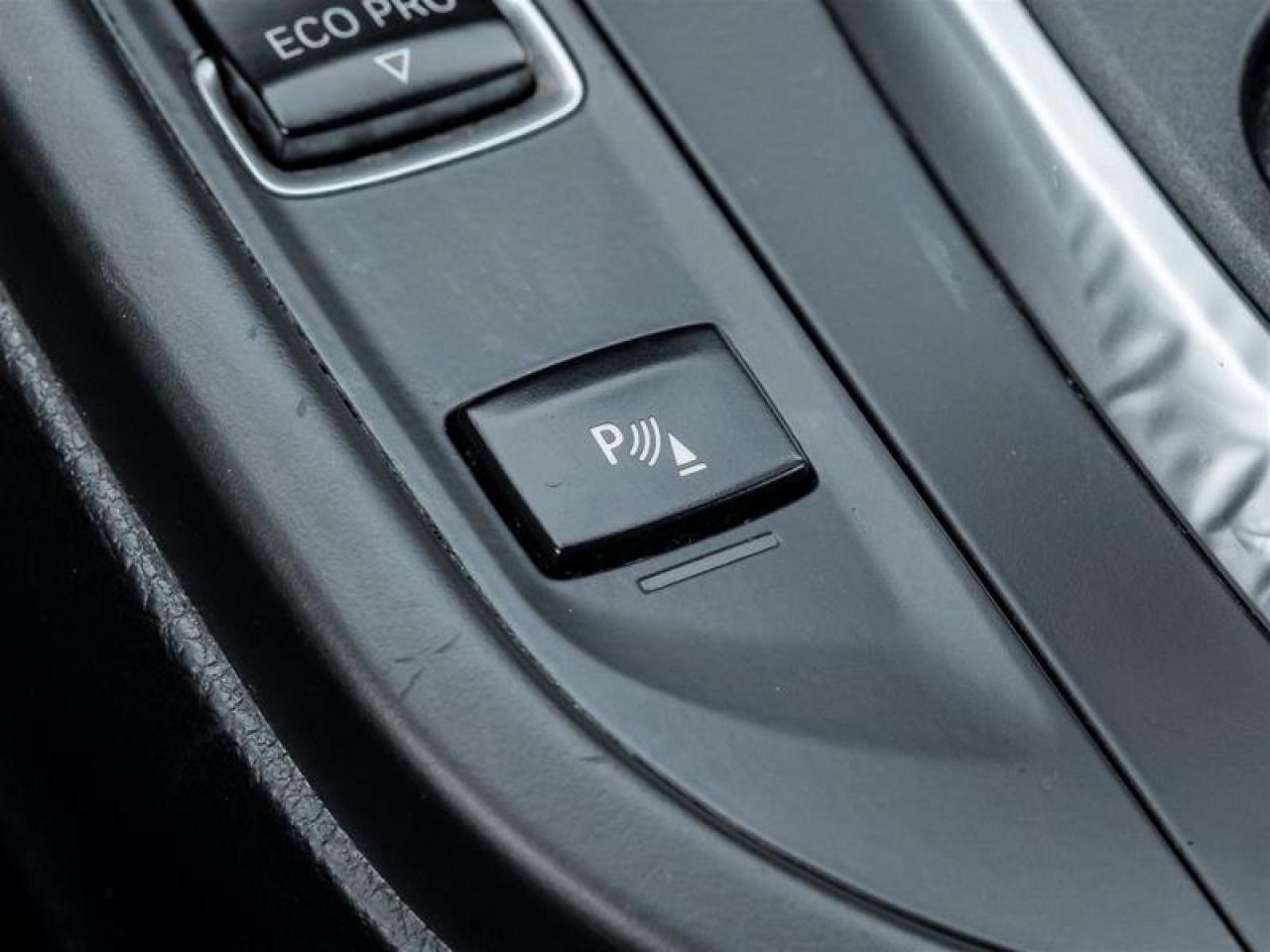 2018 BMW 330 i xDrive 4dr All-Wheel Drive Sedan Photo