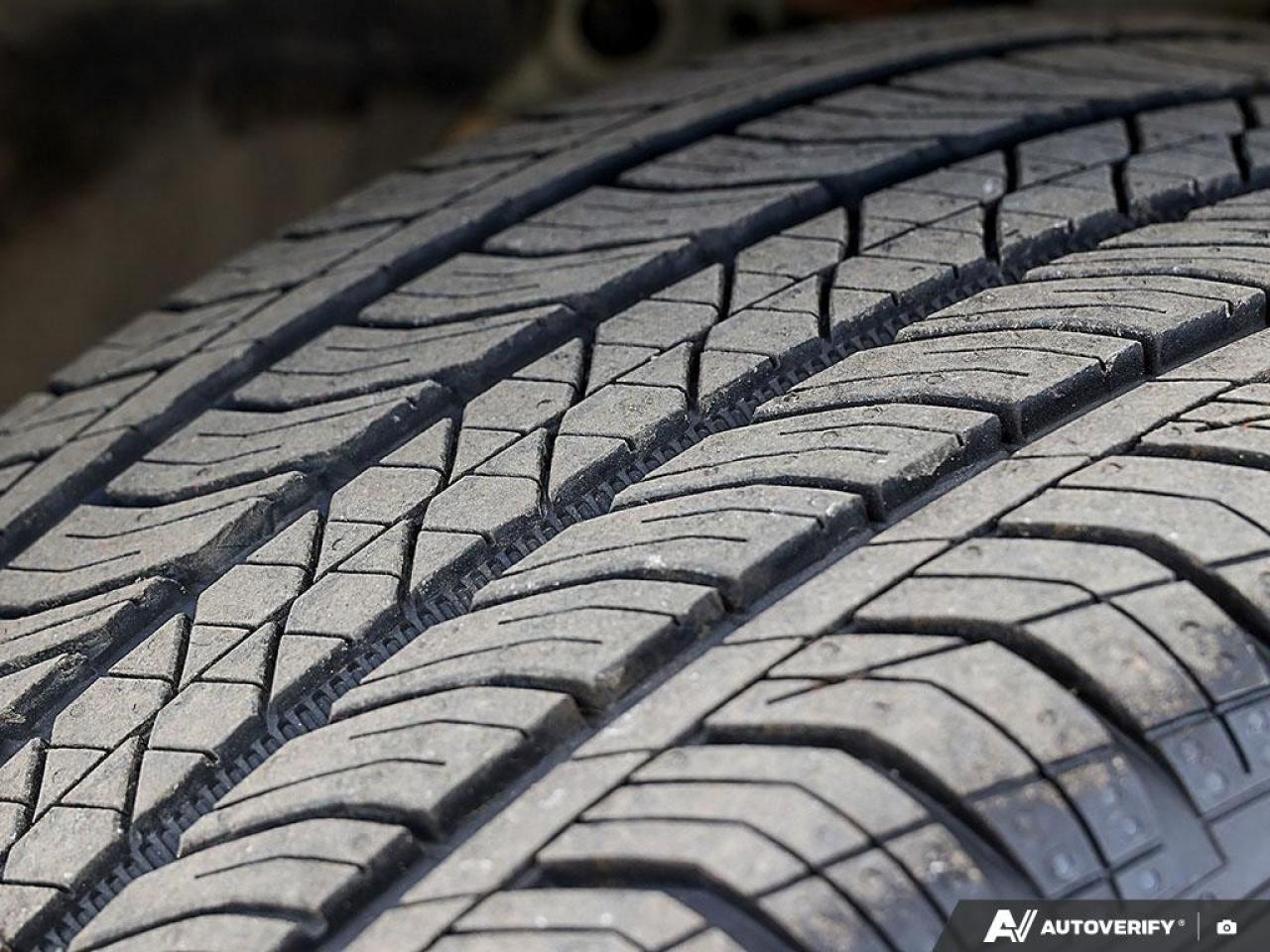 2023 GMC Terrain AWD SLE Photo