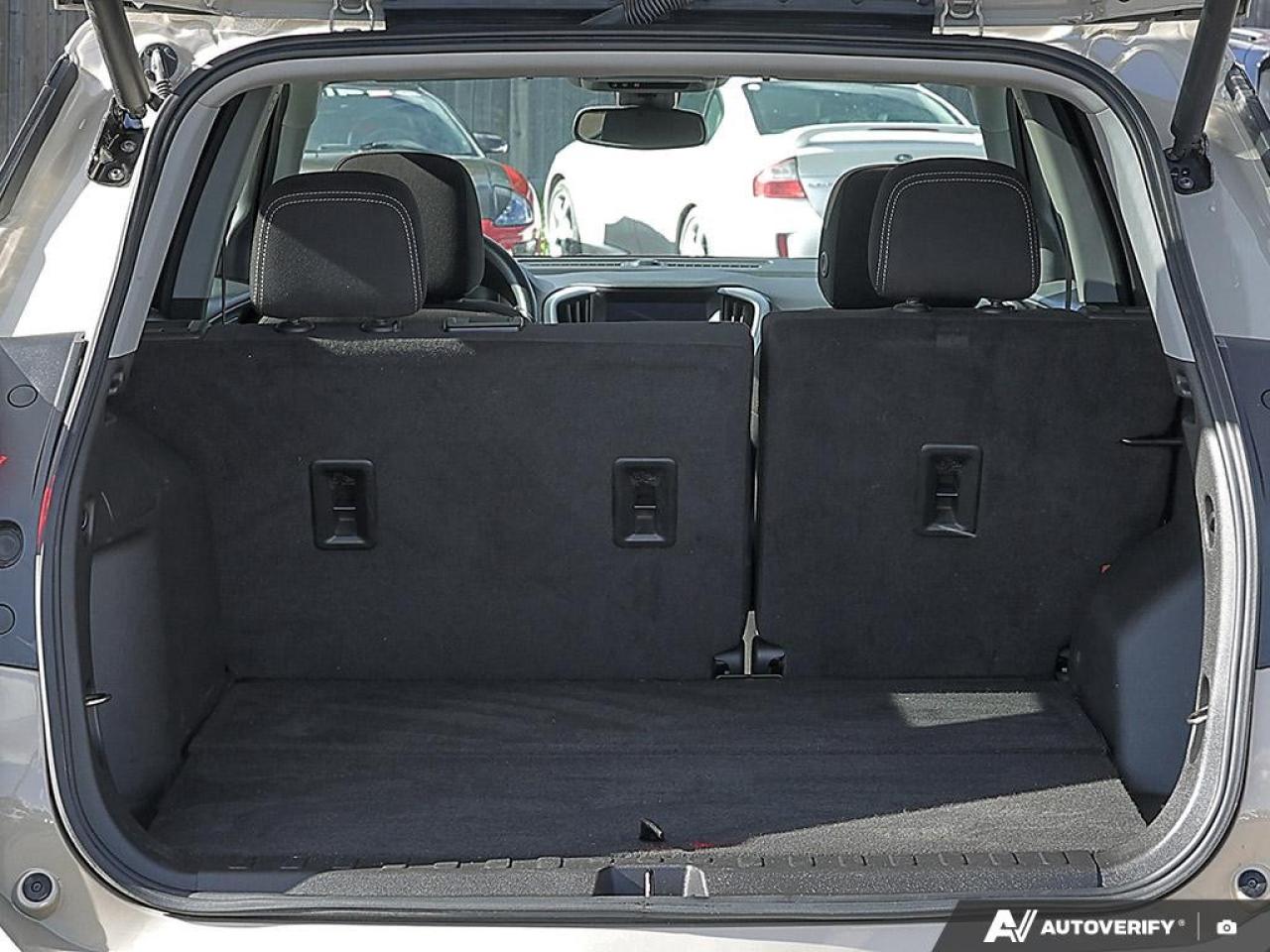 2023 GMC Terrain AWD SLE Photo