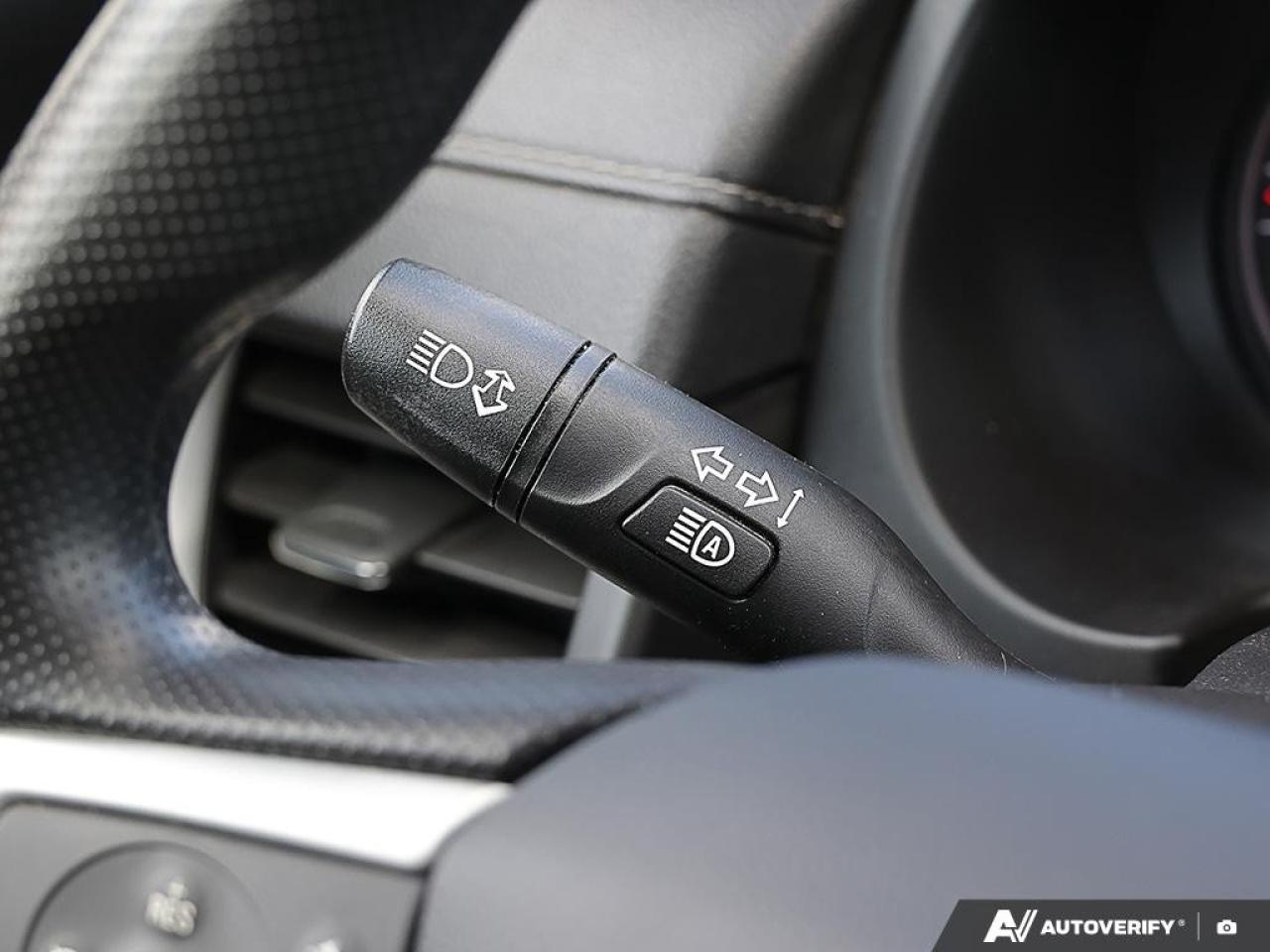 2023 GMC Terrain AWD SLE Photo