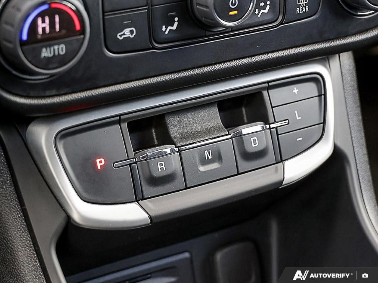 2023 GMC Terrain AWD SLE Photo