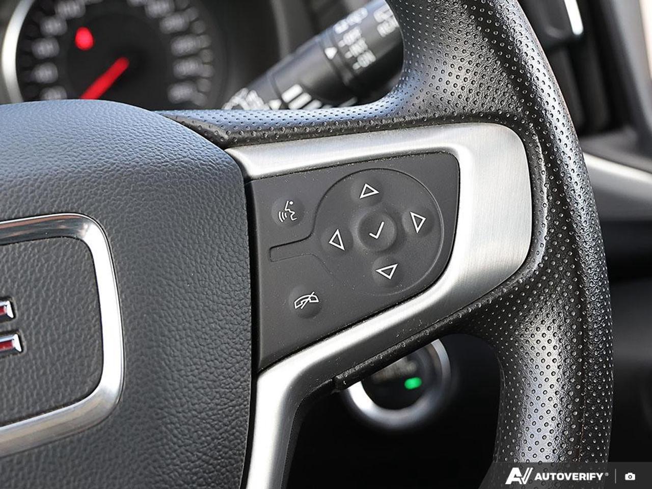 2023 GMC Terrain AWD SLE Photo