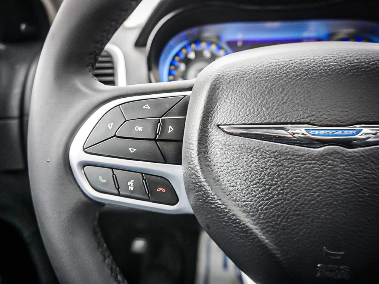 2023 Chrysler 300  Photo