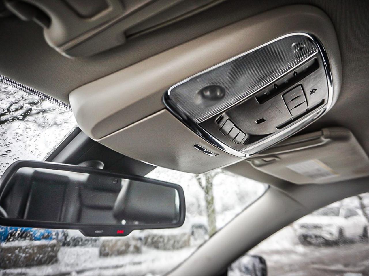 2023 Chrysler 300  Photo