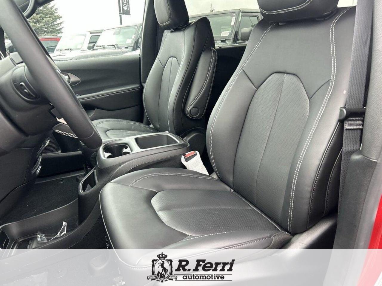 2026 Chrysler Grand Caravan SXT Front-Wheel Drive Passenger Van Photo