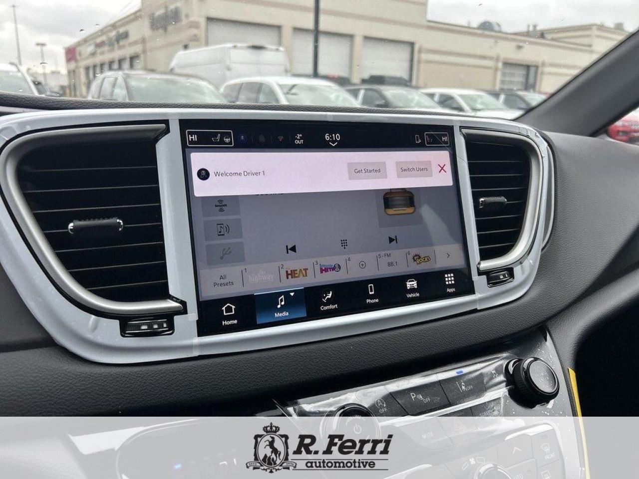 2026 Chrysler Grand Caravan SXT Front-Wheel Drive Passenger Van Photo