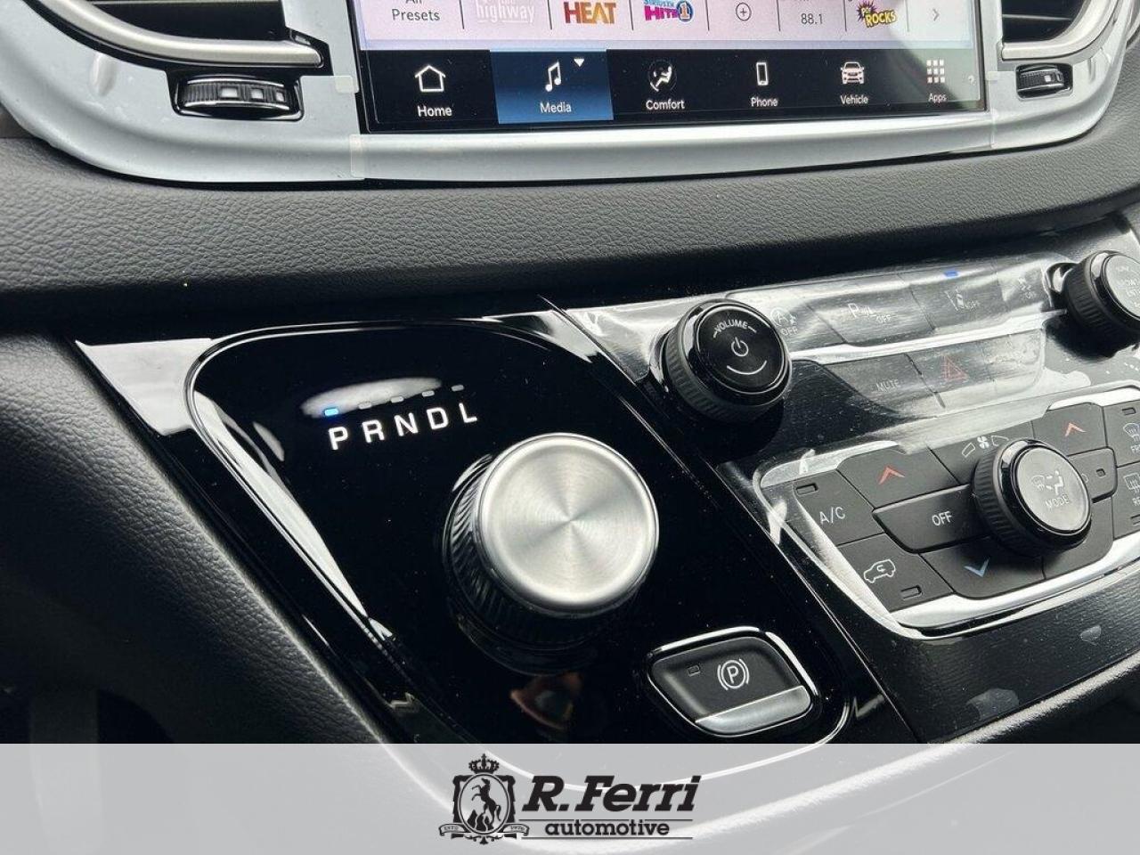 2026 Chrysler Grand Caravan SXT Front-Wheel Drive Passenger Van Photo