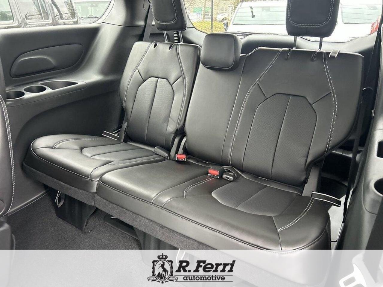 2026 Chrysler Grand Caravan SXT Front-Wheel Drive Passenger Van Photo