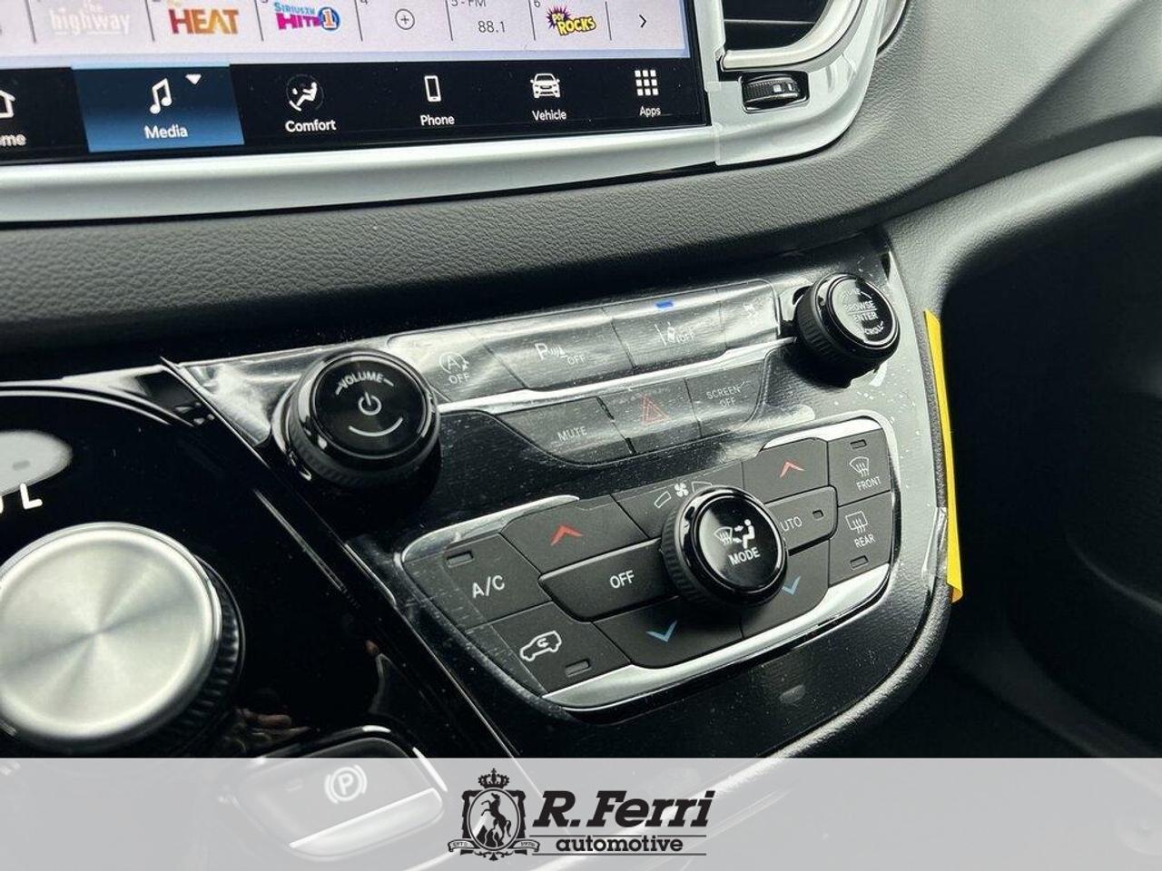 2026 Chrysler Grand Caravan SXT Front-Wheel Drive Passenger Van Photo