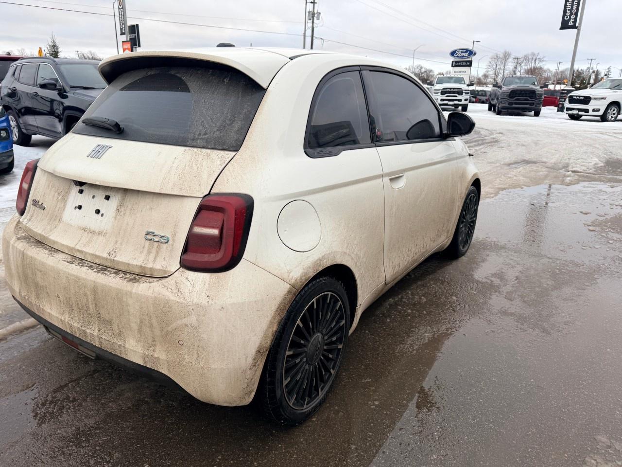 2025 Fiat 500E (RED) Edition FWD Photo