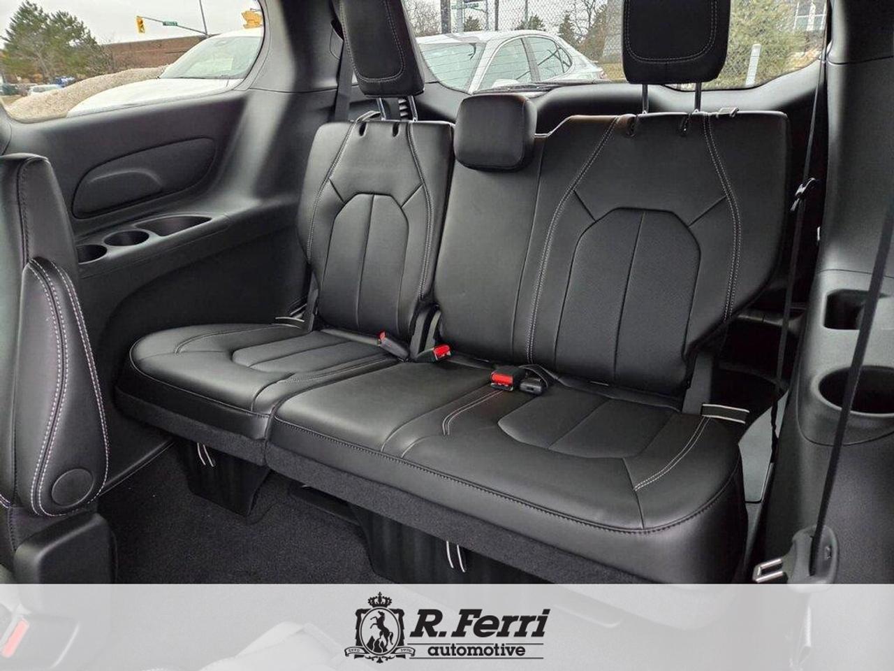 2026 Chrysler Grand Caravan SXT Front-Wheel Drive Passenger Van Photo