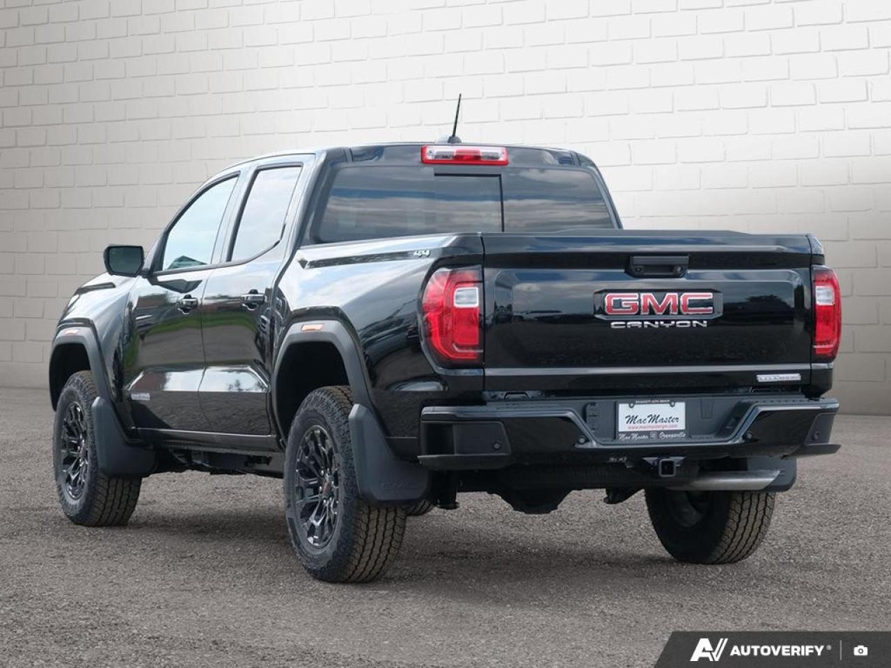 2026 GMC Canyon Crew Cab Short Box 4-Wheel Drive Elevation Photo2