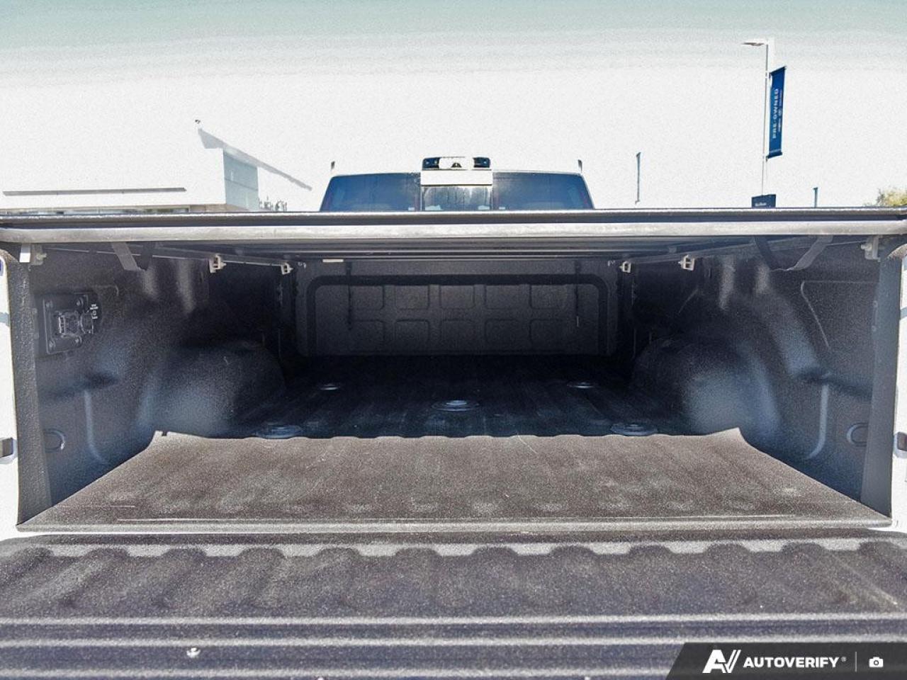 2024 RAM 3500 LIMITED LONGHORN 4X4 CREW CAB 8' BOX Photo