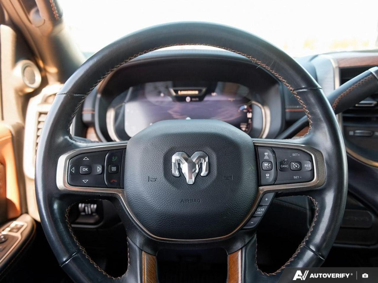 2024 RAM 3500 LIMITED LONGHORN 4X4 CREW CAB 8' BOX Photo