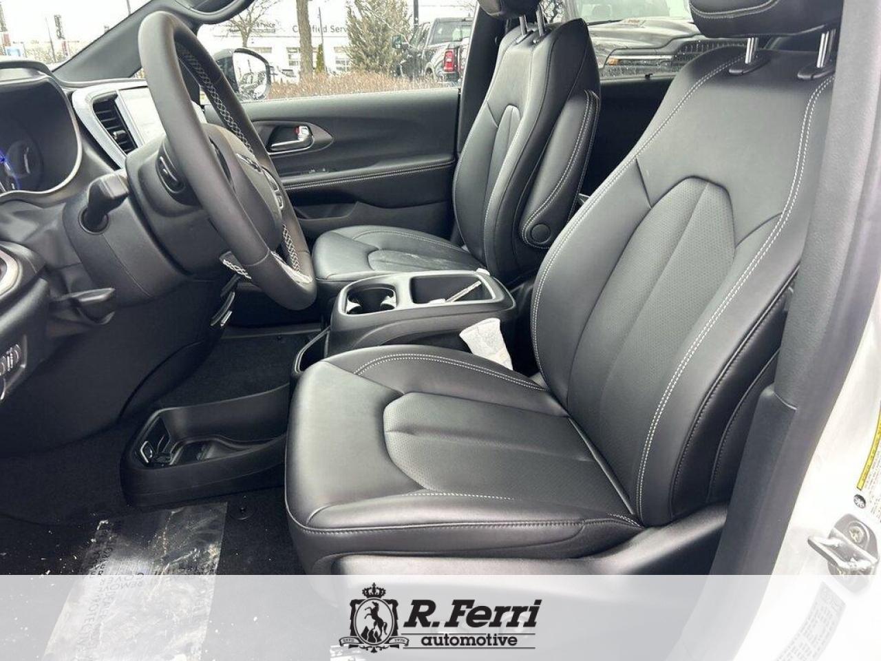 2026 Chrysler Grand Caravan SXT Front-Wheel Drive Passenger Van Photo