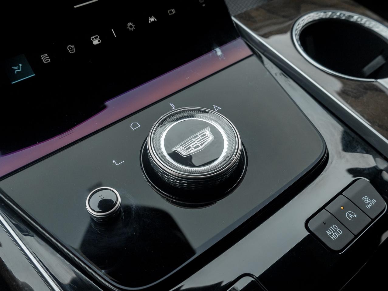 2025 Cadillac Escalade Sport Platinum 4dr 4x4 Photo