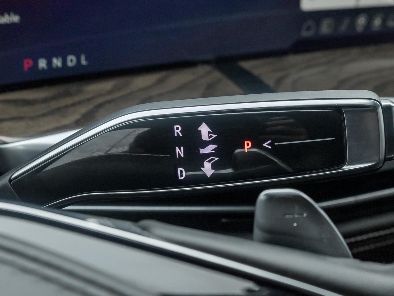 2025 Cadillac Escalade Sport Platinum 4dr 4x4 Photo