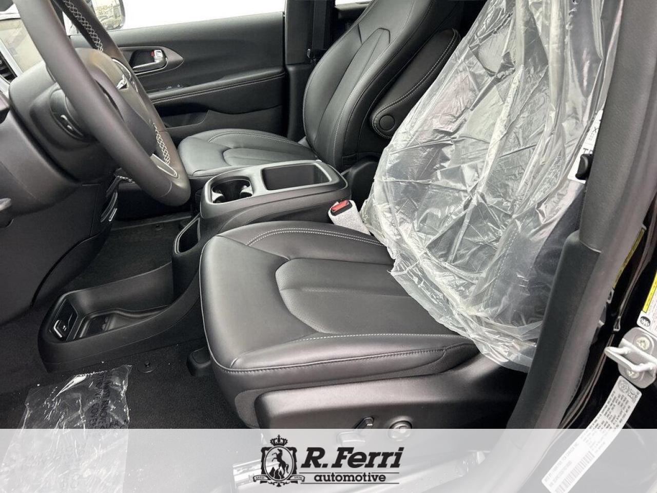 2026 Chrysler Grand Caravan SXT Front-Wheel Drive Passenger Van Photo