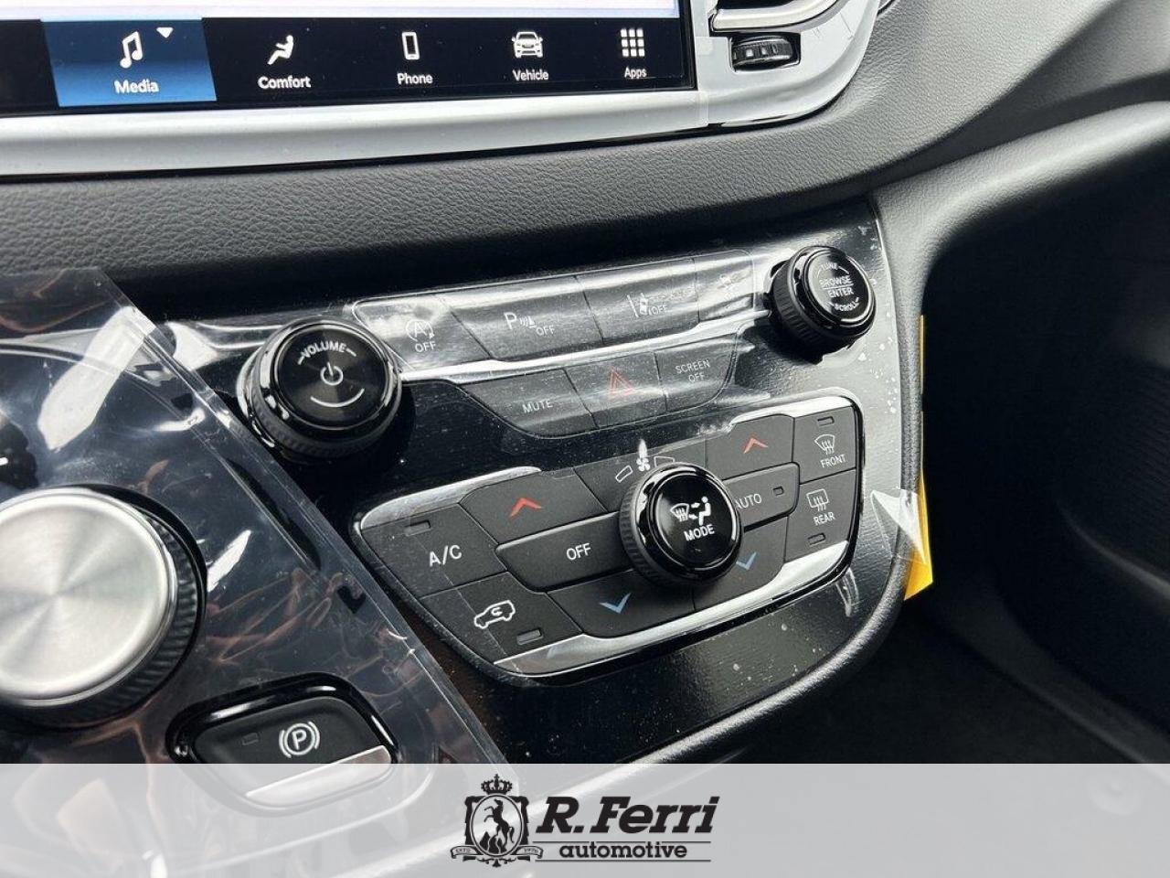 2026 Chrysler Grand Caravan SXT Front-Wheel Drive Passenger Van Photo