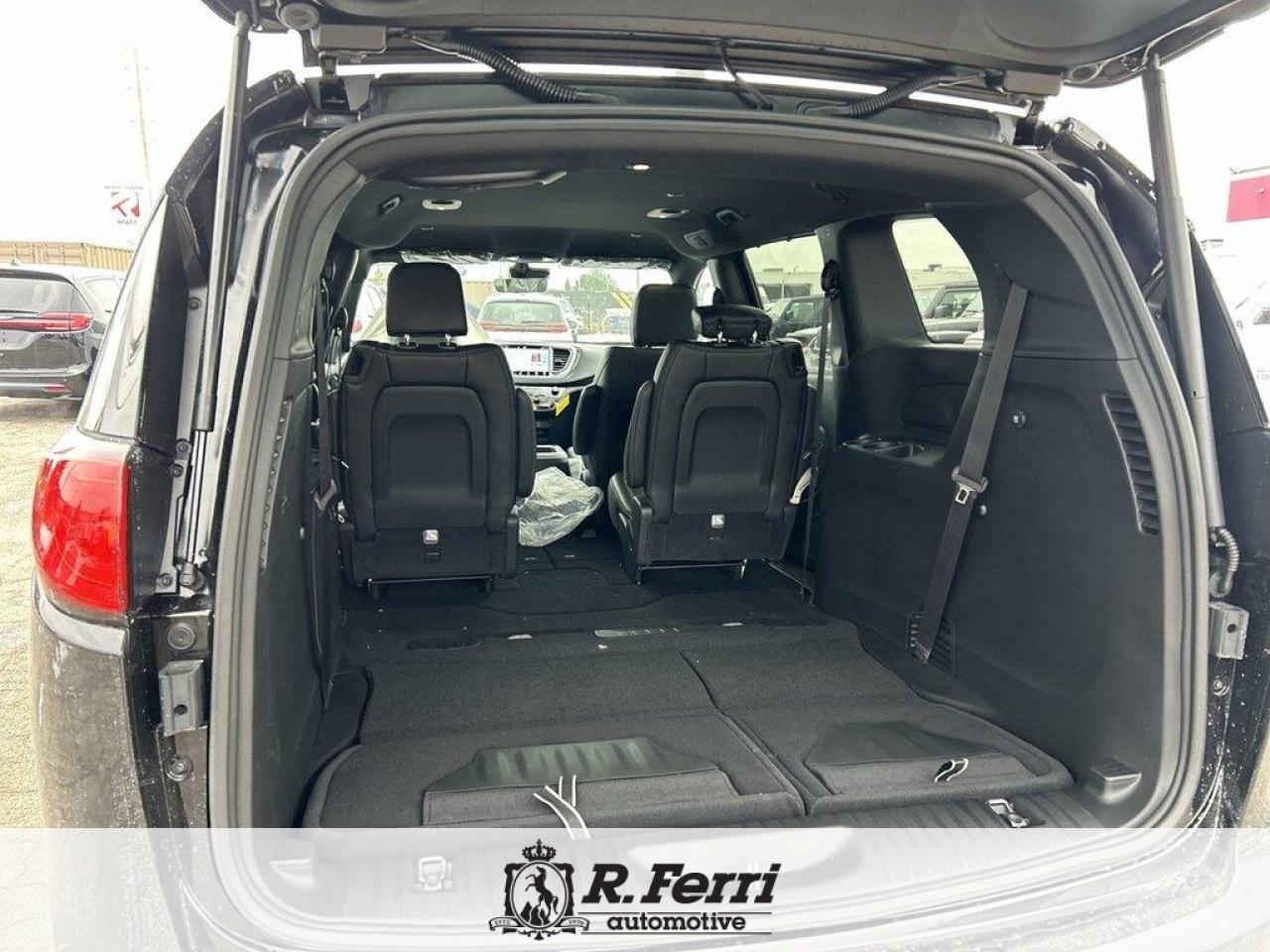 2026 Chrysler Grand Caravan SXT Front-Wheel Drive Passenger Van Photo