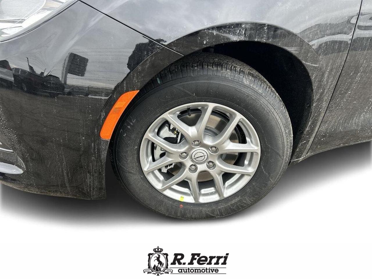 2026 Chrysler Grand Caravan SXT Front-Wheel Drive Passenger Van Photo