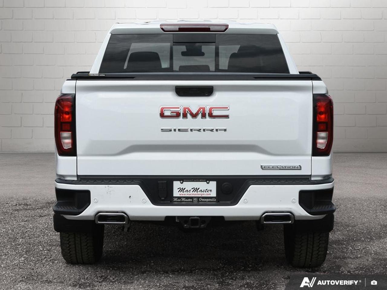 2026 GMC Sierra 1500 Crew Cab Short Box 4-Wheel Drive Elevation Photo3