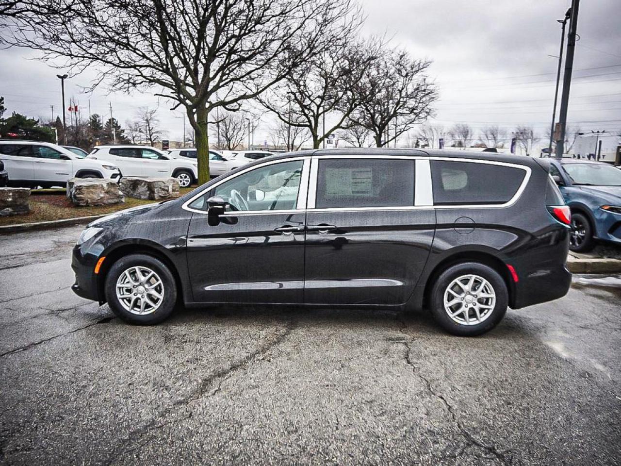 2026 Chrysler Grand Caravan  Photo