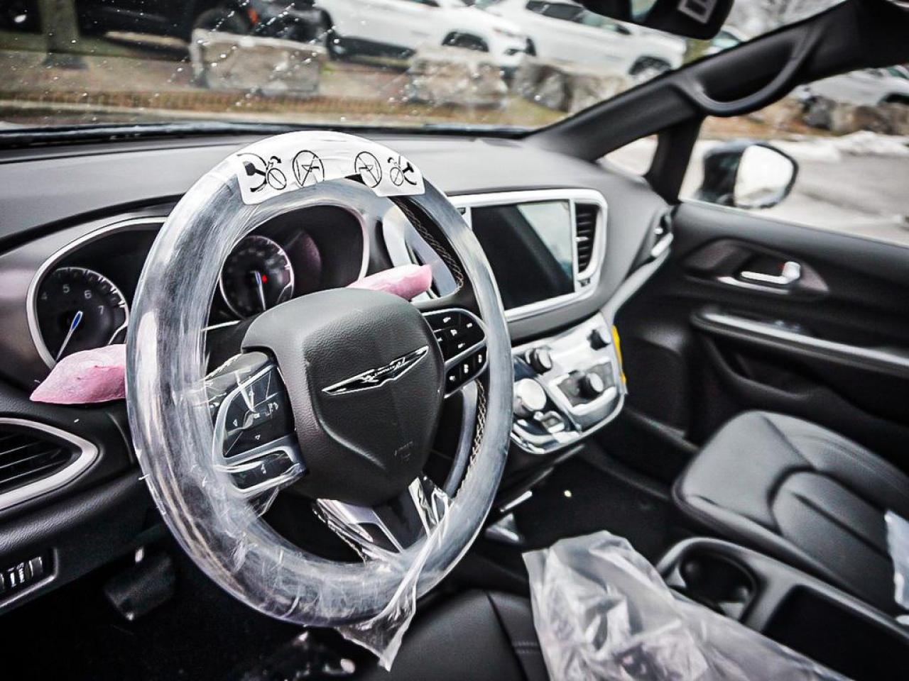 2026 Chrysler Grand Caravan  Photo