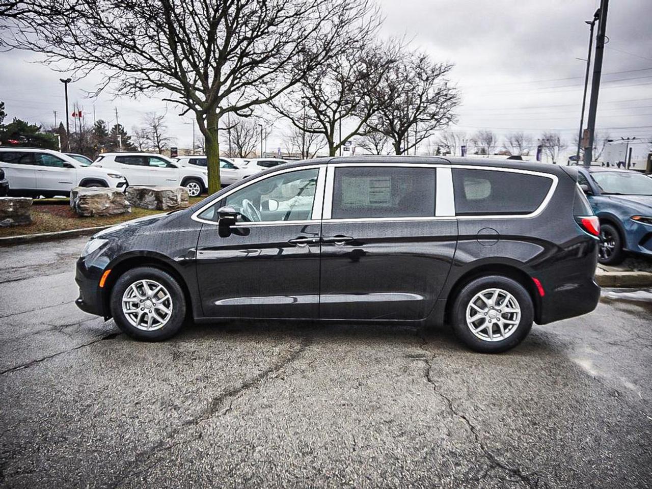 2026 Chrysler Grand Caravan  Photo