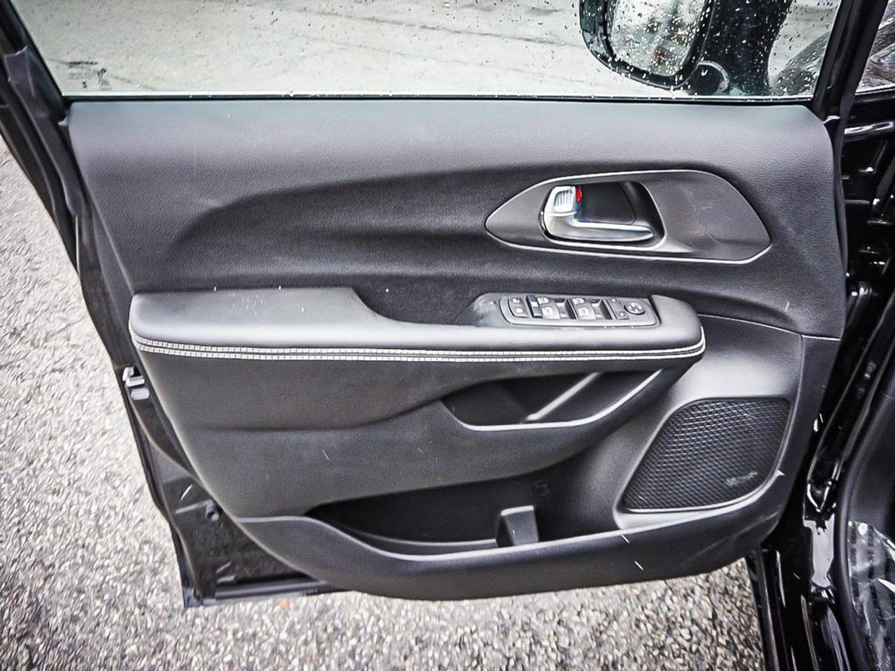 2026 Chrysler Grand Caravan  Photo