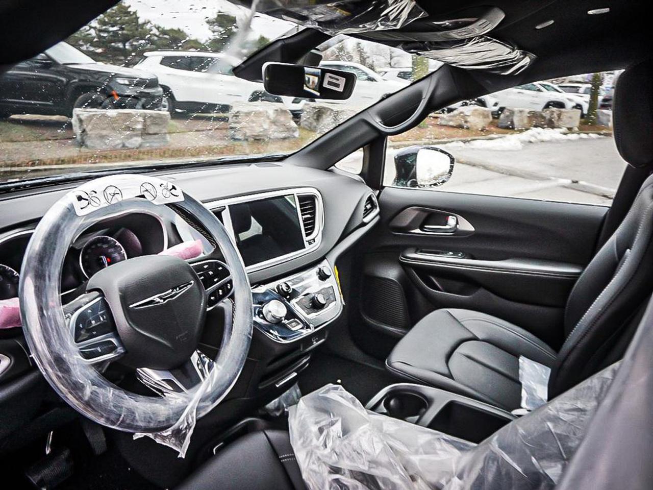 2026 Chrysler Grand Caravan  Photo