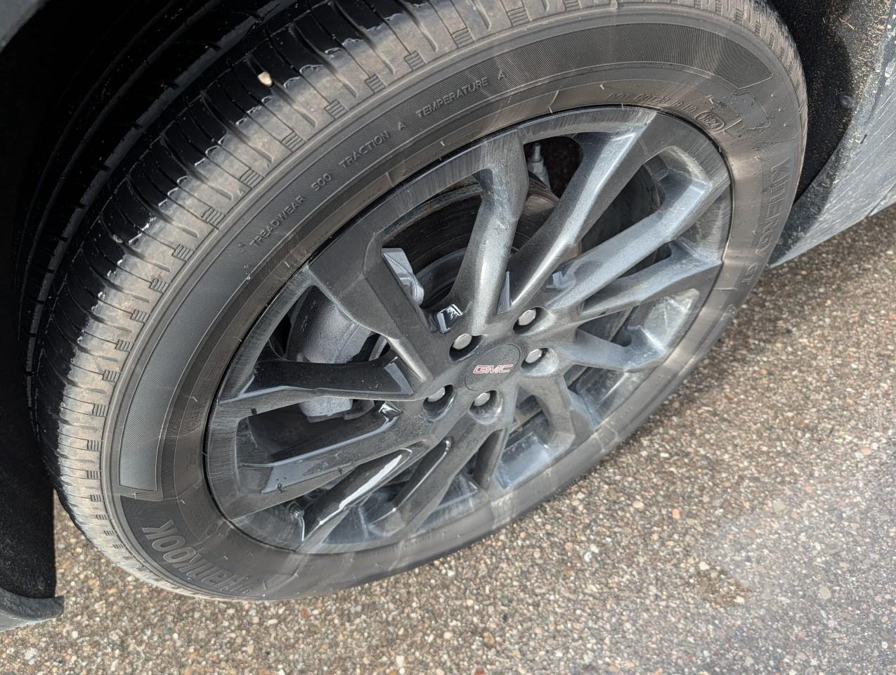 2024 GMC Terrain AWD SLE Photo