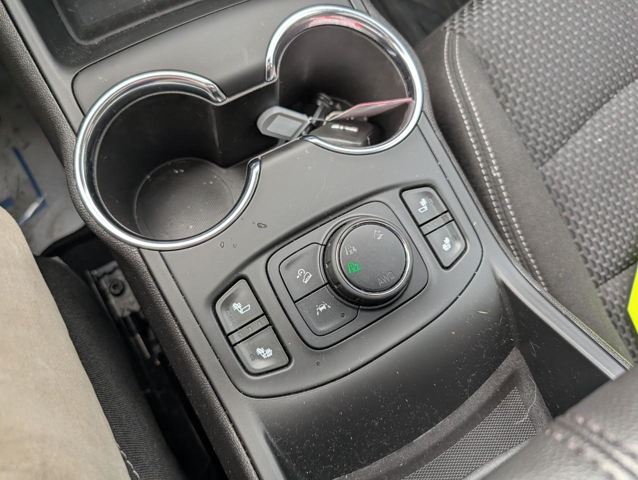 2024 GMC Terrain AWD SLE Photo