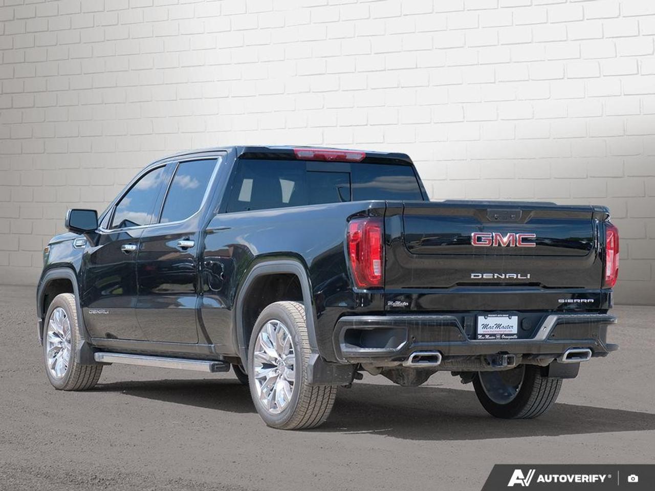 2025 GMC Sierra 1500 Crew Cab Standard Box 4-Wheel Drive Denali Photo