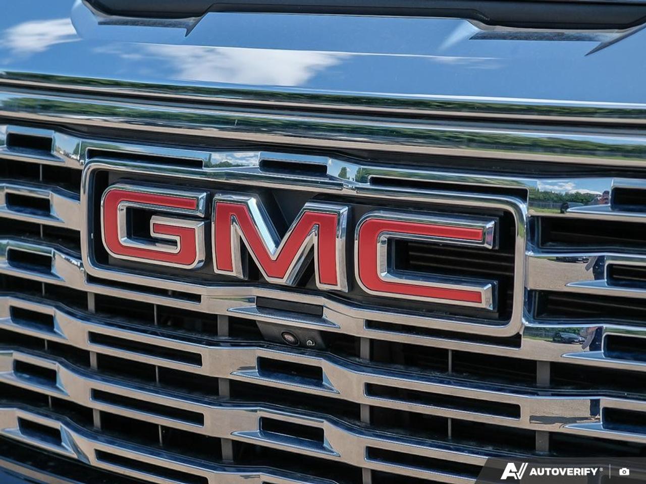 2025 GMC Sierra 1500 Crew Cab Standard Box 4-Wheel Drive Denali Photo
