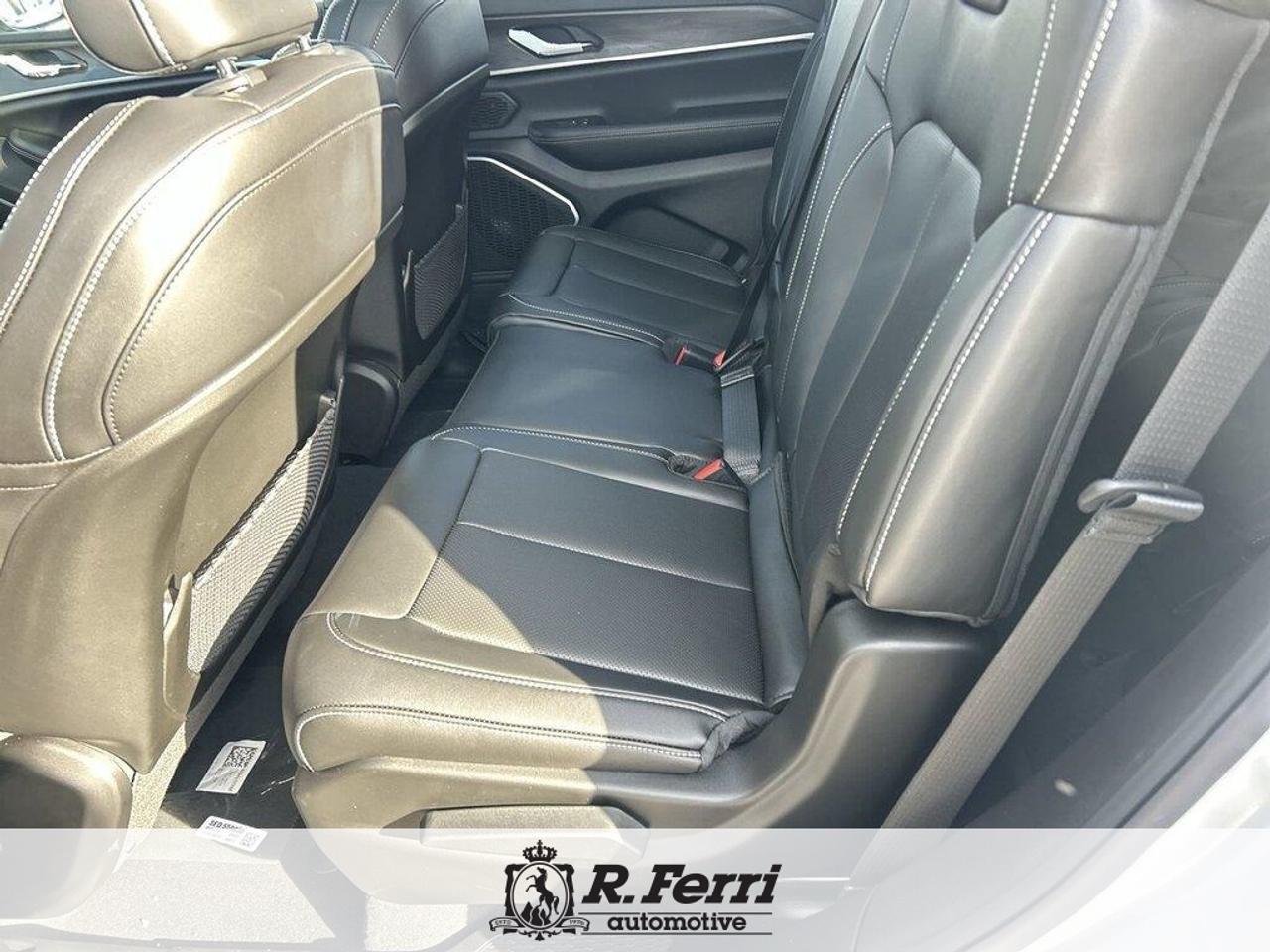 2025 Jeep Grand Cherokee L Limited 4dr 4x4 Photo