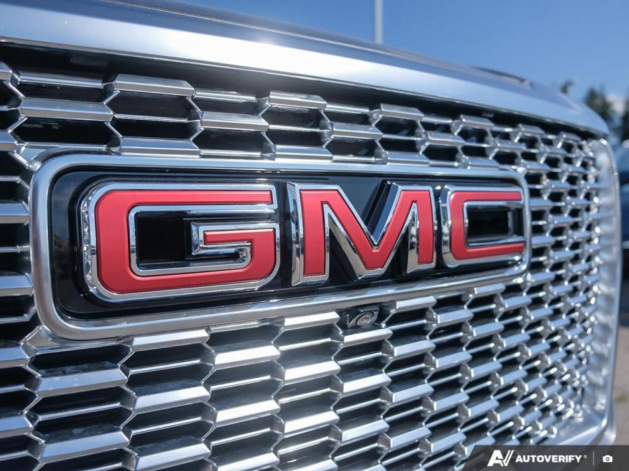 2021 GMC Yukon 4WD 4dr Denali Photo